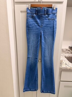NWOT! SPANX Women's Blue Flare Jeans - Light Wash